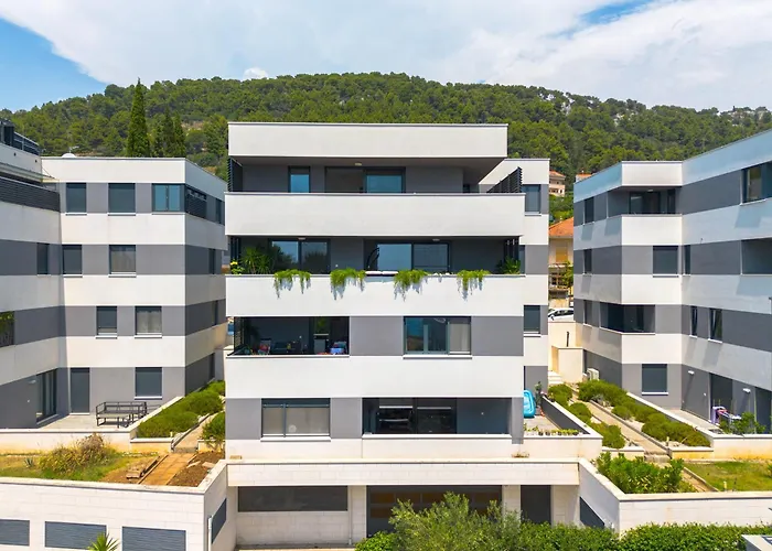 Stunning Kasuni In * Split