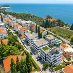 Stunning Kasuni In Сплит
