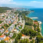 Apartamento Stunning Kasuni In Split
