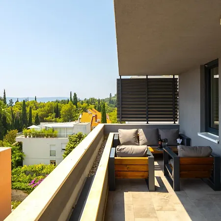 Stunning Kasuni Beach In Apartment Split