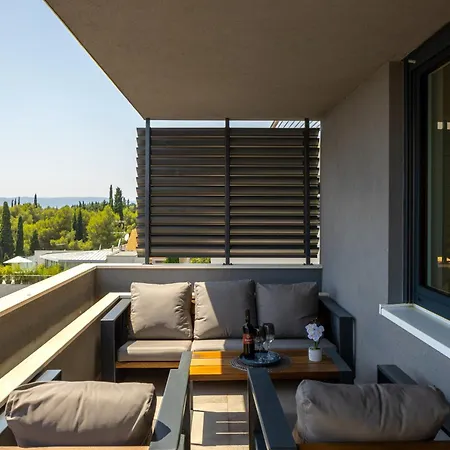 Stunning Kasuni Beach In Apartment Split
