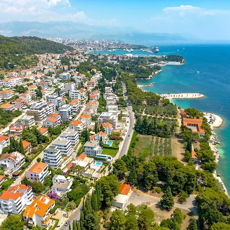 Apartamento Stunning Kasuni In Split