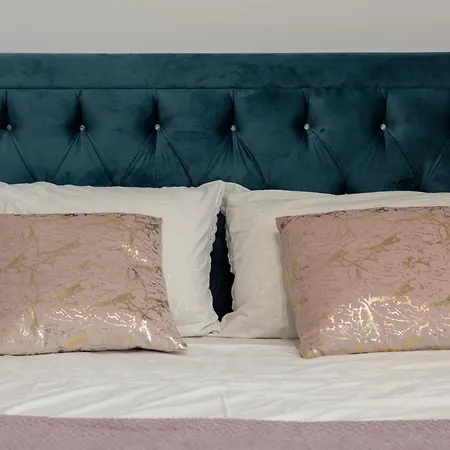 아파트 Stunning Kasuni In