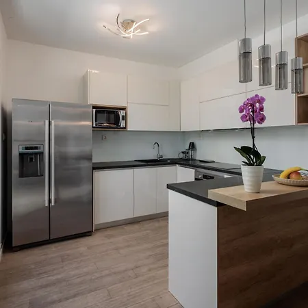 Stunning Kasuni In *