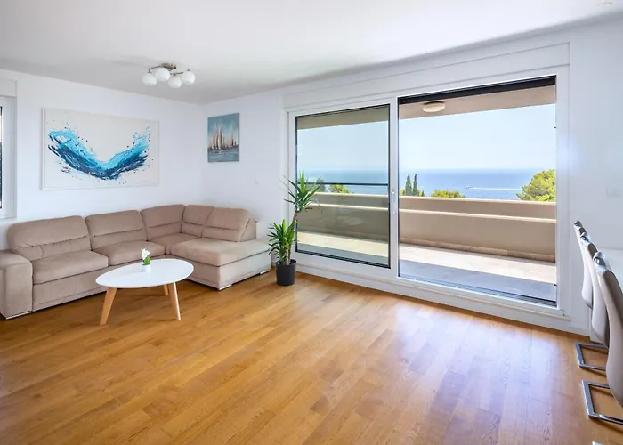 Apartment Stunning Kasuni In