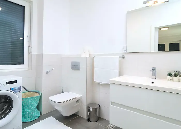 Apartment Stunning Kasuni In